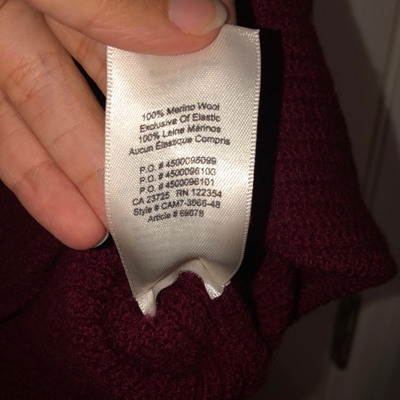 100% merino wool WILFREDFREE SWEATER aritzia - Picture 5 of 5